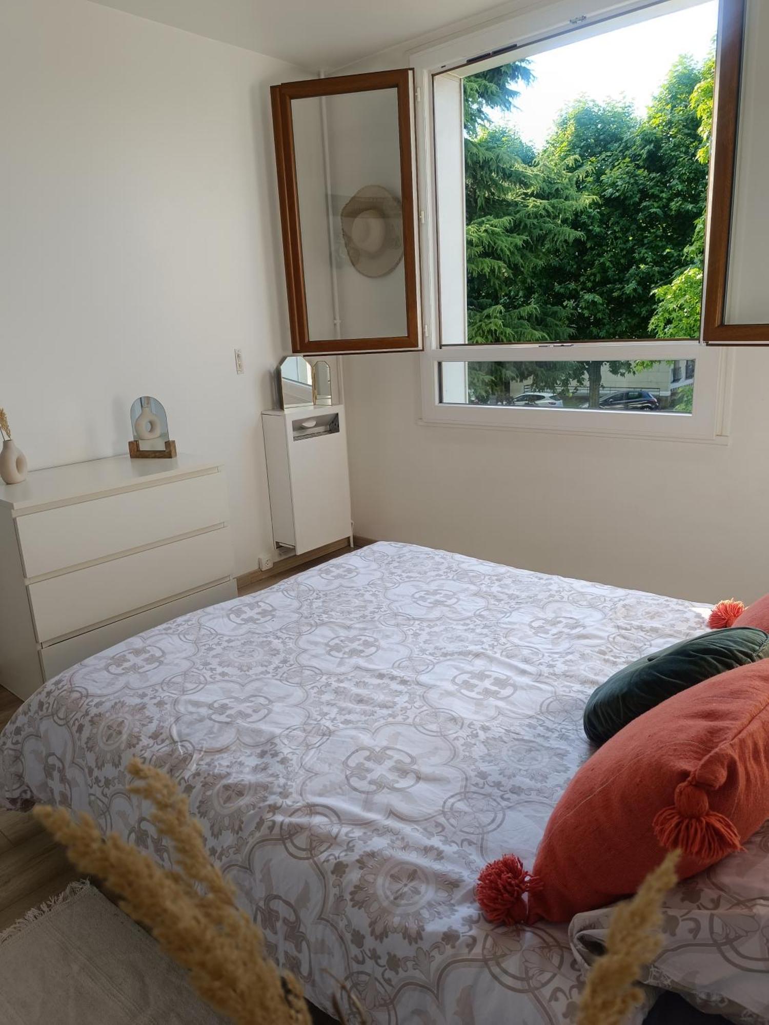 Private Room In Cozy Homestay - Line 14, Direct Access To Paris - Airport Orly تشيفيلي لارو المظهر الخارجي الصورة